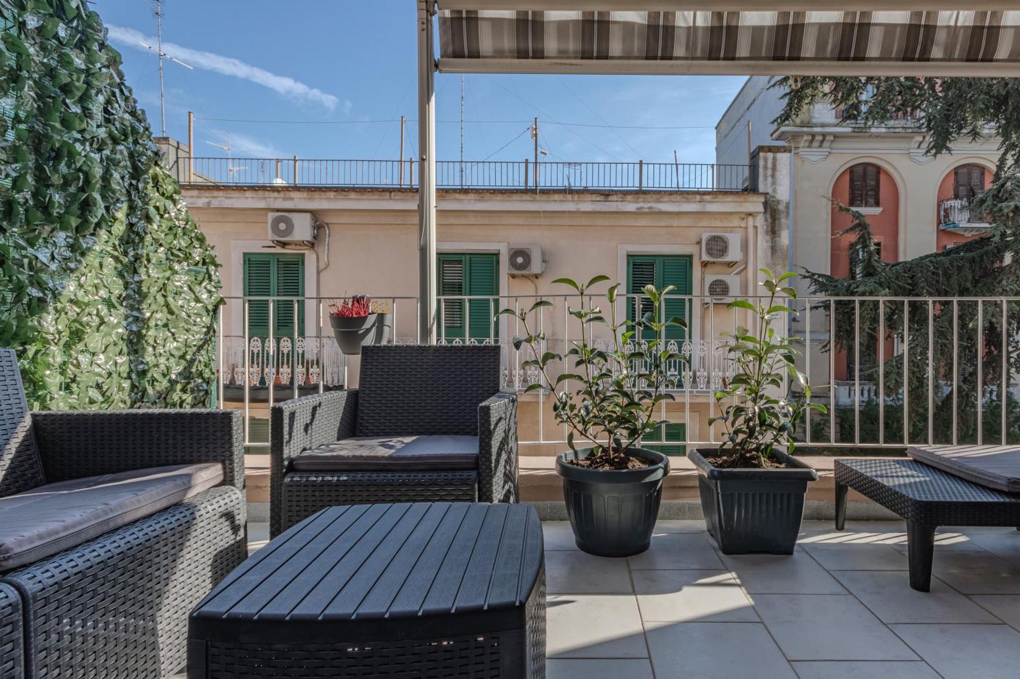 דירות בארי Eritrean Terrace מראה חיצוני תמונה